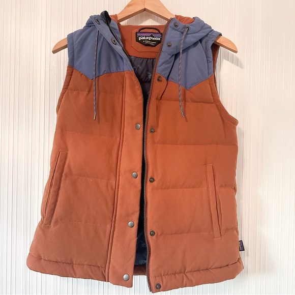 Patagonia Bivy Hooded Puffer Vest/Brown & Blue/ Snap and Zip Front/600 fill Down - Picture 3 of 7